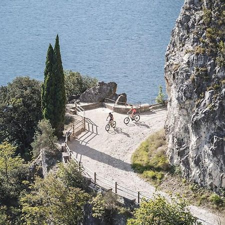 Me Ca - Appartamento Vacanze Riva del Garda Kültér fotó
